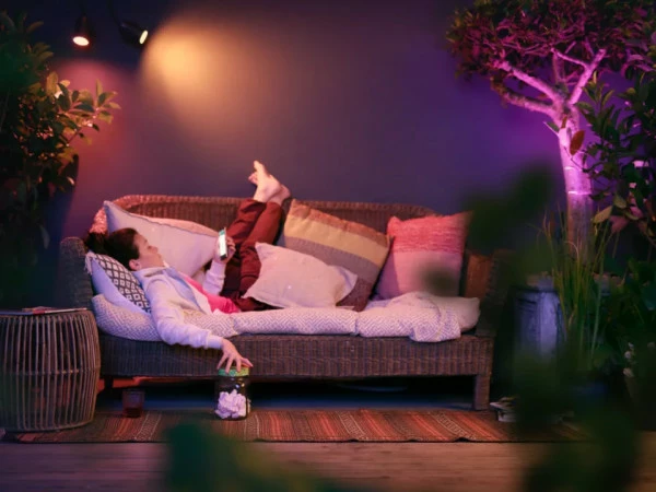 Philips Hue Lily Lavvolt Utendørs 3x Spot - Base Kit - Bilde 8