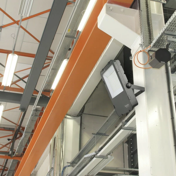 Schneider Electric Mureva LED Flomlys 200W, 6500K - Bilde 3