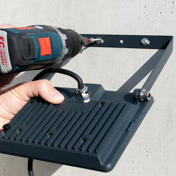 Schneider Electric Mureva LED Flomlys 20W, 4000K - Bilde 3